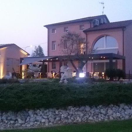 Agrialloggi La Palazzina Curtarolo Exterior photo